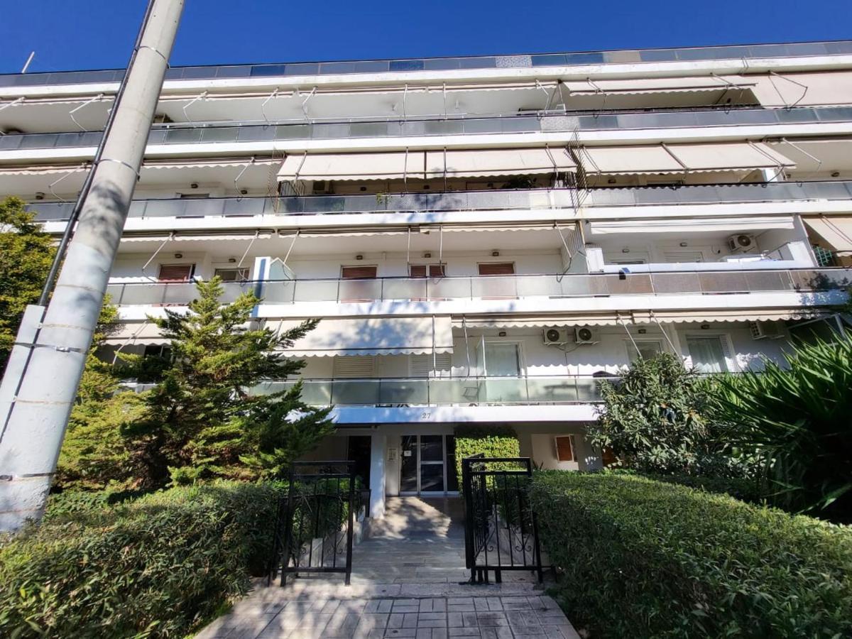 Apartment Near The Center Of Glyfada Афіни Екстер'єр фото
